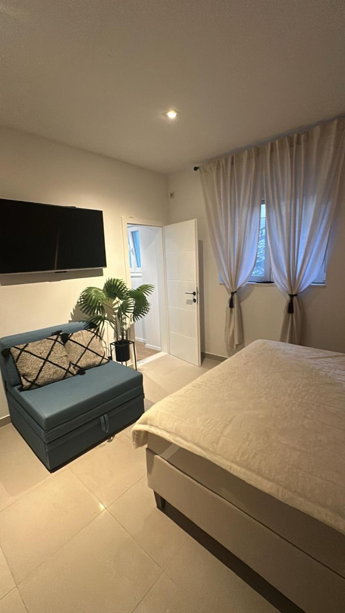 Apartments Plavi Val Baška Voda エクステリア 写真